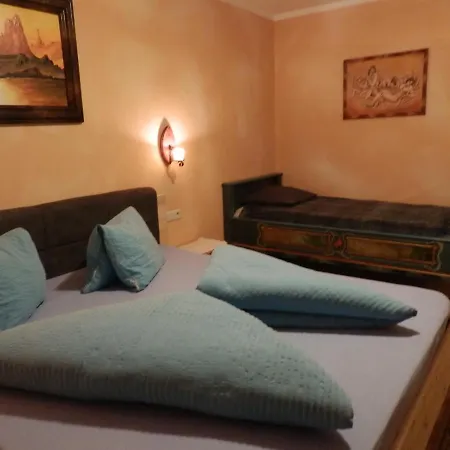 Schlossburg Reiserhof *