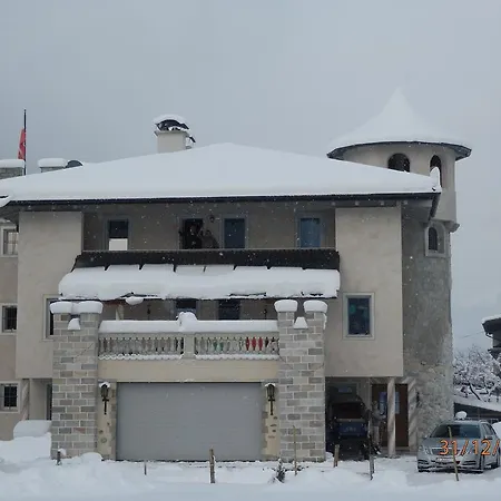 Schlossburg Reiserhof شقة