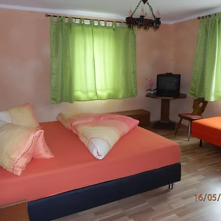 Schlossburg Reiserhof زيل أم زيلر