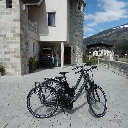 Schlossburg Reiserhof Апартаменты