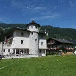 Schlossburg Reiserhof