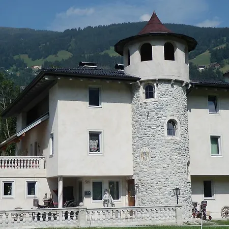 Schloßburg Reiserhof Apartment Zell am Ziller